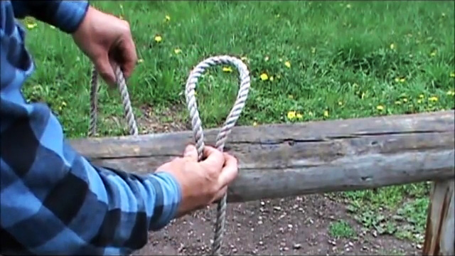 Как привязать веревку к столбу чтобы потом легко отвязать