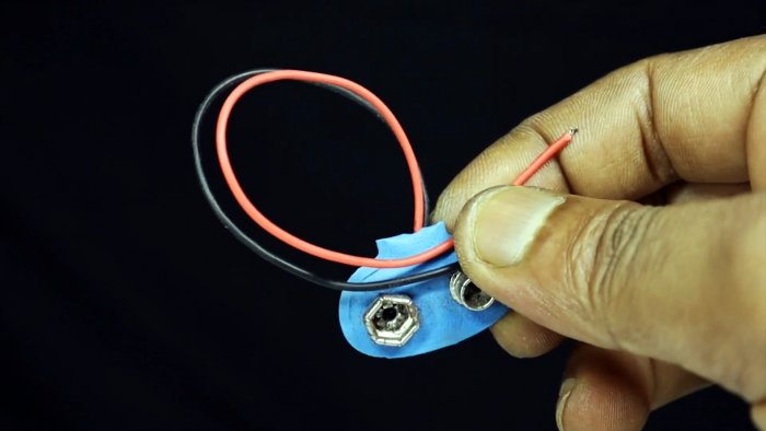Как сделать очень простой металлоискатель на 2 транзисторах