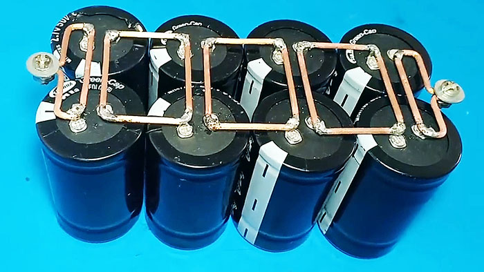 Батарея на суперконденсаторах - ионисторов