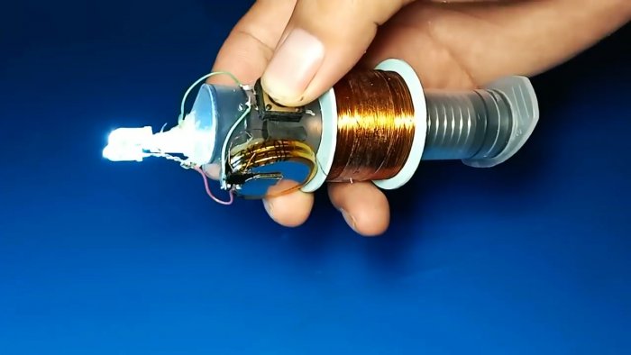 Как из шприца сделать фонарик с генератором