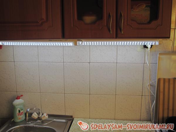 светодиодный светильник на кухне