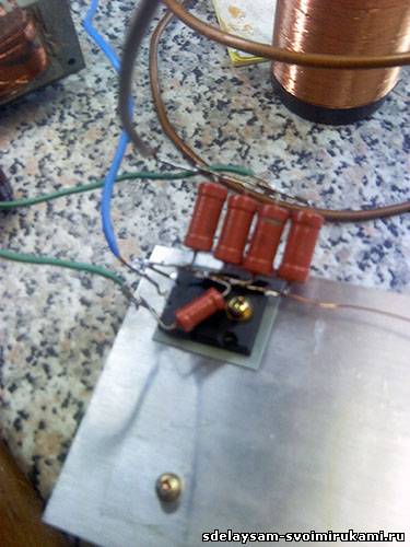 Трансформатор Тесла на Качере Бровина от 220 вольт