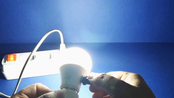 Как сделать светодиодную лампу с регулируемым уровнем освещенности