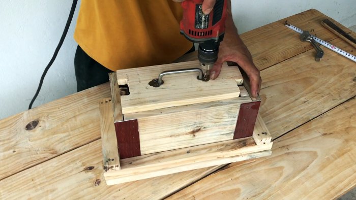 Как сделать деревянную форму для изготовления блоков с замками
