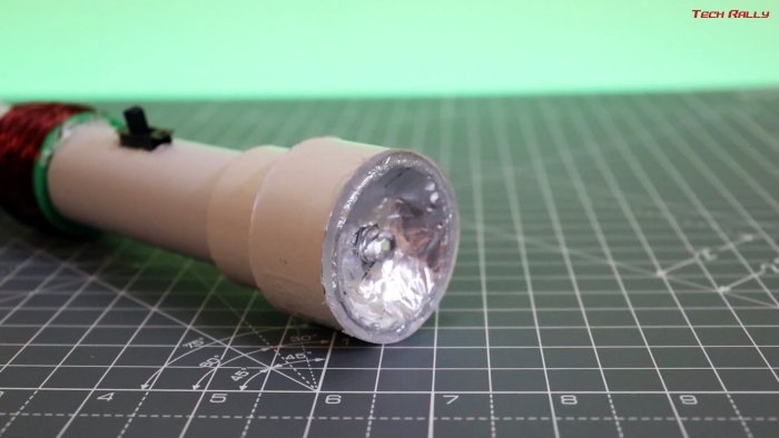 Как сделать Вечный фонарик без батареек