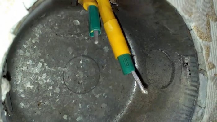 Как заменить розетку если провода короткие
