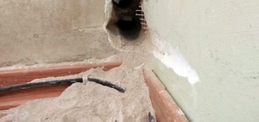 Как правильно просверлить отверстия в стене под трубы