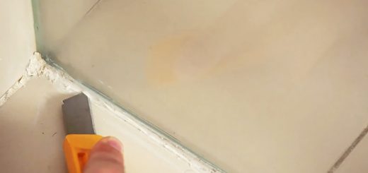 Как удалить в ванной старые и нанести новые силиконовые швы