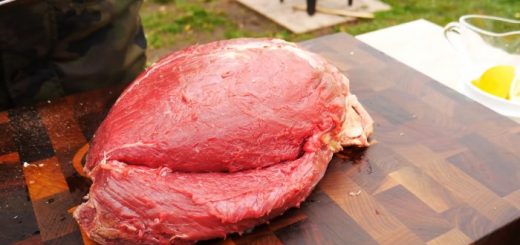 Как запечь 5 кг мяса в яме одним куском